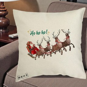 Perna Decorativa Ho Ho Ho Mos Craciun cu Sanie si Reni, 40x40 cm, Ecru, Husa Detasabila, Perna Inclusa, BEKZ®