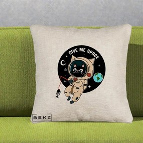 Perna Decorativa Give Me Space Pisica Astronaut, 40x40 cm, Bej Canapea, Husa Detasabila, Perna Inclusa, BEKZ®