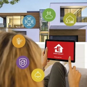 Cameră LED inteligentă de exterior cu sursă de lumină GoSmart LED/12W/230V IP65 Wi-Fi Tuya alb