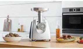 Mașină de tocat carne Bosch MFW68660, 2200W, atașament pentru roșii și cârnați, invers, 4,3 kg/min, Inox