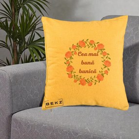 Cadou pentru Bunica - Perna Personalizata Cea Mai Buna Bunica Coronita Trandafiri Roz Clasic, 40x40 cm, Galben, Husa Detasabila, Perna Inclusa, BEKZ®