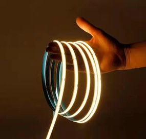 Bandă LED COB 12W/m – 5 Metri, Lumină Caldă, 12V, Iluminat de Ambianță