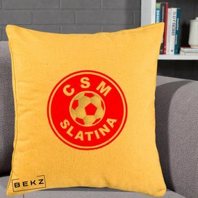 Perna Personalizata CSM Slatina Fotbal, 40x40 cm, Galben, Husa Detasabila, Perna Inclusa, BEKZ®