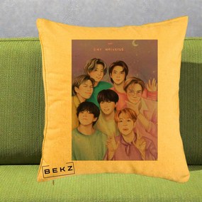 Perna Personalizata K-pop BTS Our Universe Fanart Violet Pastel, 40x40 cm, Galben, Husa Detasabila, Perna Inclusa, BEKZ®