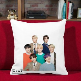 Perna Personalizata K-pop BTS Fotografie Grup Tinute Elegante, 40x40 cm, Alba Mata, Husa Detasabila, Perna Inclusa, BEKZ®