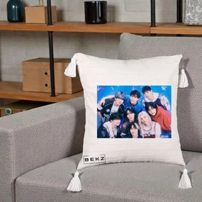 Perna Personalizata K-Pop Grup Foto Stele, 40x40 cm, Bej cu Franjuri, Husa Detasabila, Perna Inclusa, BEKZ®