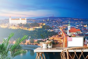 Fototapet seara la Bratislava