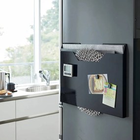 Organizator pentru suporturi de farfurii autoadeziv din metal Tower – YAMAZAKI