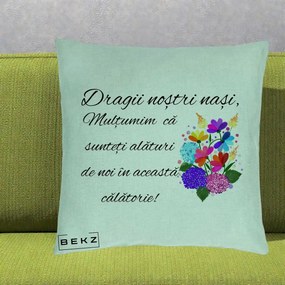 Cadou pentru Nasi - Perna Personalizata Dragii Nostri Nasi Multumim cu Flori Multicolore, 40x40 cm, Verde Menta, Husa Detasabila, Perna Inclusa, BEKZ®