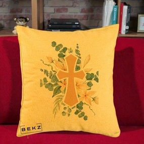 Perna Personalizata Cruce Florala Botez, 40x40 cm, Galben, Husa Detasabila, Perna Inclusa, BEKZ®