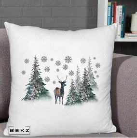 Perna Decorativa Ren in Padure Inzapezita, 40x40 cm, Alb Pufos, Husa Detasabila, Perna Inclusa, BEKZ®