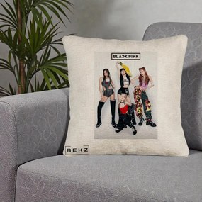 Perna Personalizata K-pop BLACKPINK Fotografie Grup Tinute Edgy, 40x40 cm, Bej Canapea, Husa Detasabila, Perna Inclusa, BEKZ®