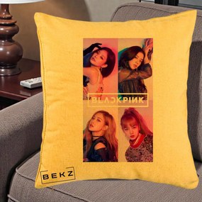 Perna Personalizata K-pop BLACKPINK Poster Colaj 4 Membre Violet Roz, 40x40 cm, Galben, Husa Detasabila, Perna Inclusa, BEKZ®