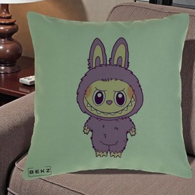 Perna Personalizata Labubu Violet Solo, 40x40 cm, Verde, Husa Detasabila, Perna Inclusa, BEKZ®