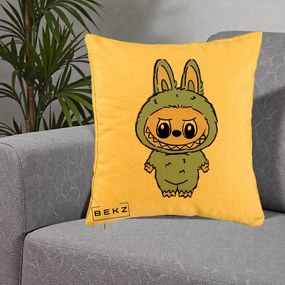 Perna Personalizata Labubu Albastru-Gri Solo, 40x40 cm, Galben, Husa Detasabila, Perna Inclusa, BEKZ®