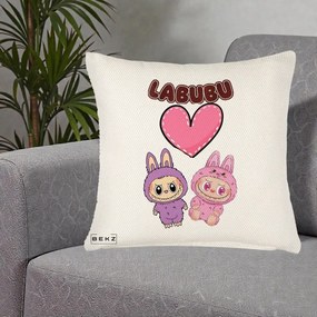 Perna Personalizata Labubu Cuplu Inima, 40x40 cm, Crem Reliefat, Husa Detasabila, Perna Inclusa, BEKZ®