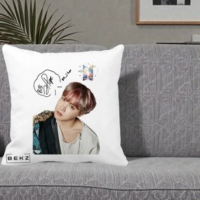 Perna Personalizata K-pop BTS J-Hope Par Roz Autograf, 40x40 cm, Alba Mata, Husa Detasabila, Perna Inclusa, BEKZ®