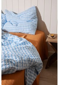 Lenjerie de pat albă/albastru-deschis din țesătură crep pentru pat de o persoană/extinsă 140x220 cm Bæk&amp;Bølge – JUNA