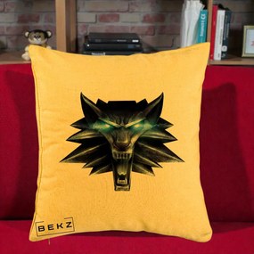 Perna Decorativa The Witcher Wolf Head, 40x40 cm, Galben, Husa Detasabila, Perna Inclusa, BEKZ®