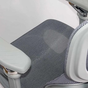 Scaun ergonomic gri de birou cu suport lombar încălzit cu masaj și șezut cu ventilație SYYT 9521