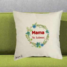Cadou pentru Mama - Perna Personalizata Mama Te Iubesc Flori Albastre, 40x40 cm, Ecru, Husa Detasabila, Perna Inclusa, BEKZ®