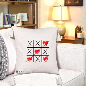 Cadou Romantic - Perna Personalizata Love Joc X si Inima cu Castigator Iubire, 40x40 cm, Bej cu Franjuri, Husa Detasabila, Perna Inclusa, BEKZ®