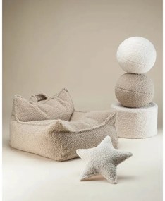 Pernă decorativă pentru copii maro deschis cu tapițerie din țesătură bouclé Ball – Wigiwama