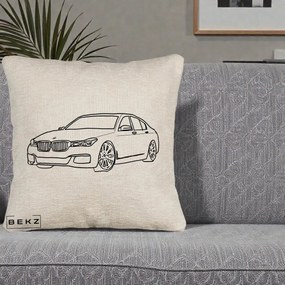 Perna Personalizata BMW Seria 7 Linie Minimalista, 40x40 cm, Bej Canapea, Husa Detasabila, Perna Inclusa, BEKZ®