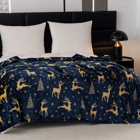 Patura de Craciun din microplus GOLDEN DEER albastru inchis Dimensiune: 200 x 220 cm