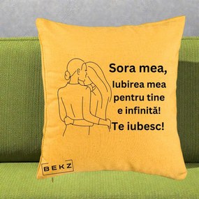 Cadou pentru Sora - Perna Personalizata Sora Mea Te Iubesc Imbratisare din Spate Line Art, 40x40 cm, Galben, Husa Detasabila, Perna Inclusa, BEKZ®