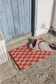 Covoraș de baie portocaliu/bej pentru duș din bumbac organic 50x80 cm Retro – Mette Ditmer Denmark