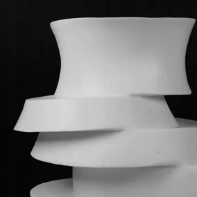 Vază din rășină, albă, 38x33x36 cm