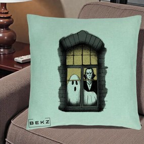 Perna Decorativa Halloween Fantoma si Dracula la Fereastra, 40x40 cm, Verde Menta, Husa Detasabila, Perna Inclusa, BEKZ®