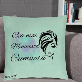 Cadou pentru Cumnata - Perna Personalizata Cea mai Minunata Cumnata cu Silueta Dama si Pete Multicolor, 40x40 cm, Verde Menta, Husa Detasabila, Perna Inclusa, BEKZ®