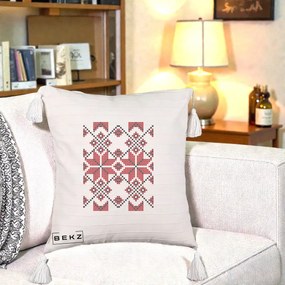 Perna Personalizata Motiv Traditional Cusatura Rosu-Negru, 40x40 cm, Bej cu Franjuri, Husa Detasabila, Perna Inclusa, BEKZ®