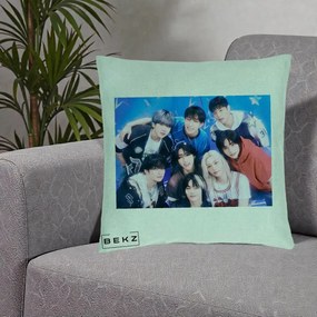 Perna Personalizata K-Pop Grup Foto Stele, 40x40 cm, Verde Menta, Husa Detasabila, Perna Inclusa, BEKZ®