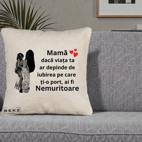 Cadou pentru Mama - Perna Personalizata Mama Nemuritoare Imbratisare, 40x40 cm, Bej Canapea, Husa Detasabila, Perna Inclusa, BEKZ®