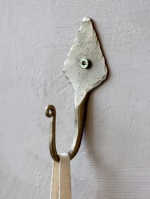 Cuier auriu, din metal, cu agatatoare, Ash