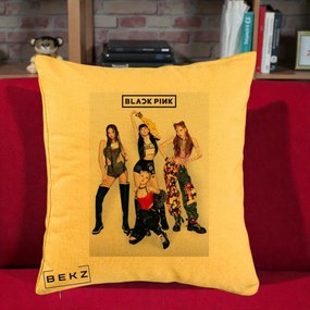 Perna Personalizata K-pop BLACKPINK Fotografie Grup Tinute Edgy, 40x40 cm, Galben, Husa Detasabila, Perna Inclusa, BEKZ®
