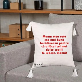 Cadou pentru Mama - Perna Personalizata Mama cea Mai Buna Bucatareasa, 40x40 cm, Bej cu Franjuri, Husa Detasabila, Perna Inclusa, BEKZ®