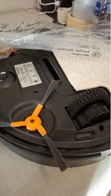 La mâna a doua: Aspirator robot Techwood TAR-2036, 450 Pa, 350 ml, Mop, Autonomie 90 min, Negru
