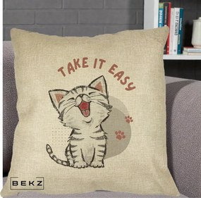 Perna Personalizata Take It Easy Cat, 40x40 cm, Crem, Husa Detasabila, Perna Inclusa, BEKZ®