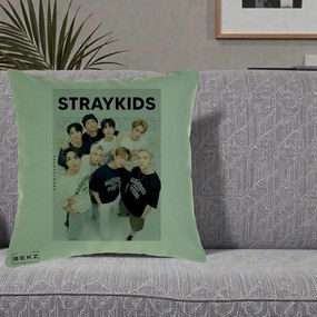 Perna Personalizata K-pop Stray Kids STRAYKIDS Alb-Negru cu Foto Grup, 40x40 cm, Verde, Husa Detasabila, Perna Inclusa, BEKZ®