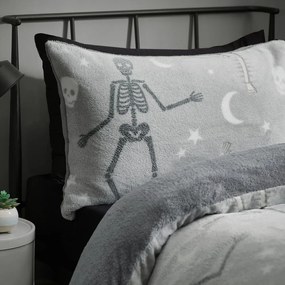 Lenjerie de pat fosforescentă pentru copii gri din micropluș/cocolino pentru pat de o persoană 135x200 cm Halloween Skeleton – Catherine Lansfield
