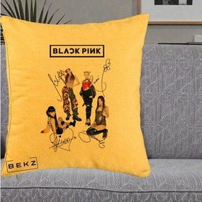 Perna Personalizata K-pop BLACKPINK Fotografie Grup Autografe Toate Membre, 40x40 cm, Galben, Husa Detasabila, Perna Inclusa, BEKZ®