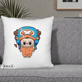 Perna Personalizata Labubu x Tony Tony Chopper, 40x40 cm, Alb Pufos, Husa Detasabila, Perna Inclusa, BEKZ®
