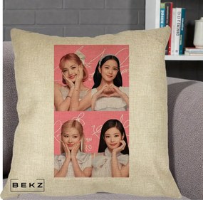 Perna Personalizata K-pop BLACKPINK Colaj Roz, 40x40 cm, Crem, Husa Detasabila, Perna Inclusa, BEKZ®