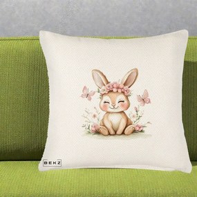 Perna Decorativa Iepuras cu Coronita Florala Roz, 40x40 cm, Crem Reliefat, Husa Detasabila, Perna Inclusa, BEKZ®
