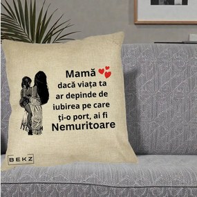 Cadou pentru Mama - Perna Personalizata Mama Nemuritoare Imbratisare, 40x40 cm, Crem, Husa Detasabila, Perna Inclusa, BEKZ®