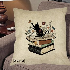 Perna Personalizata Pisica Neagra Carti Flori Fluturi, 40x40 cm, Crem, Husa Detasabila, Perna Inclusa, BEKZ®